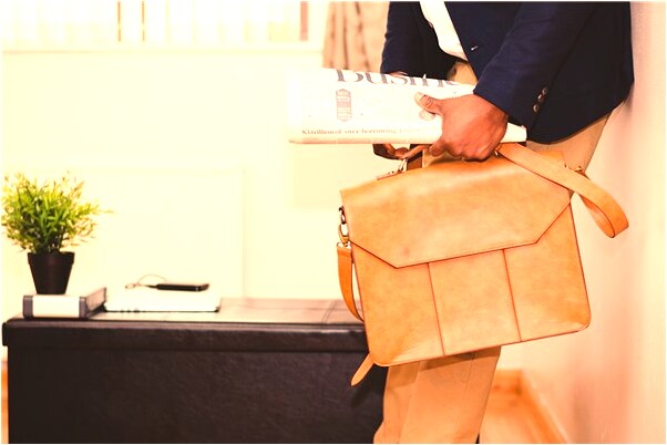 夢到別人喝醉吐自己身上代表什麼_周公解夢官網