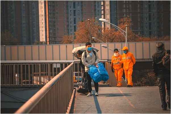 夢見大便拉內褲上了怎么回事_周公解夢官網