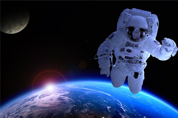 夢到上太空代表著什麼_周公解夢