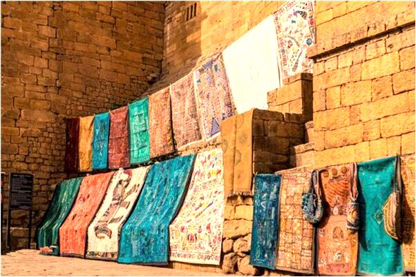 夢到天上掉下一個人當場死亡是什麼徵兆_周公解夢官網