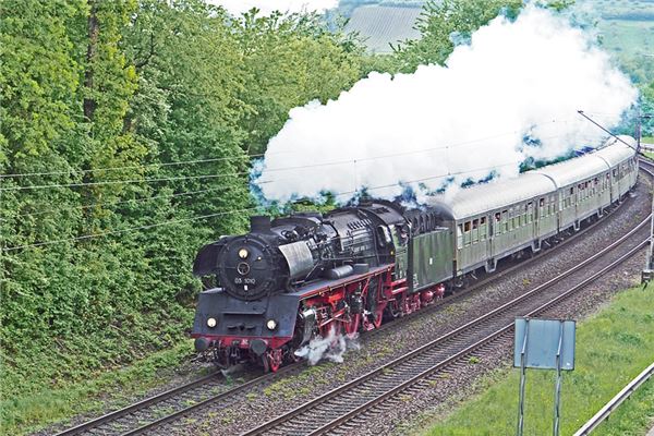 夢見開火車_周公解夢