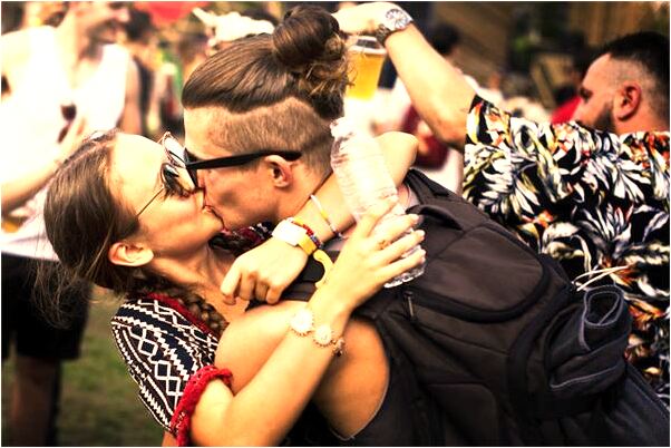 夢見廁所門壞掉是咋回事_周公解夢官網