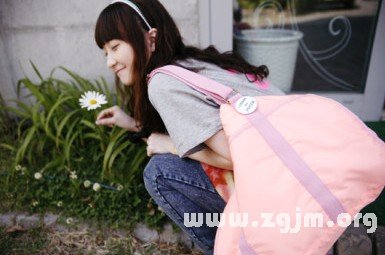 令12星座男情不自禁的誘人角色_十二星座