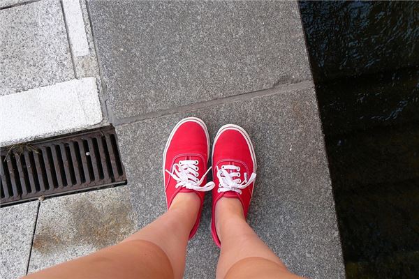 夢到鞋被燒是什麼兆頭_周公解夢