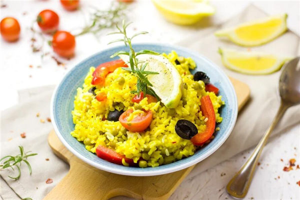 夢見剩菜剩飯是什麼意思_周公解夢