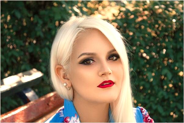 夢到抱著前男友哭是什麼啟示_周公解夢官網