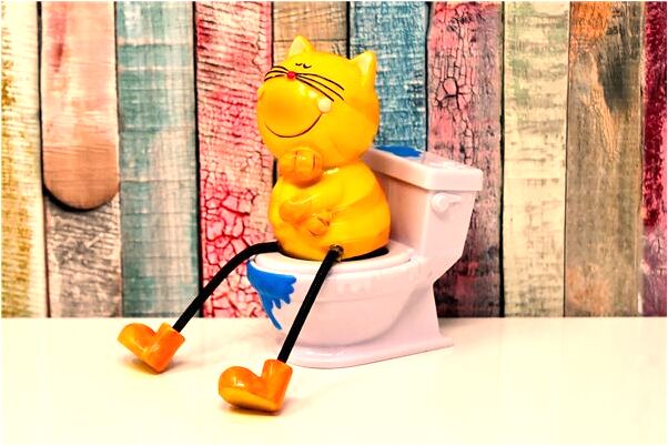 夢到在很多人面前小便是咋回事_周公解夢官網