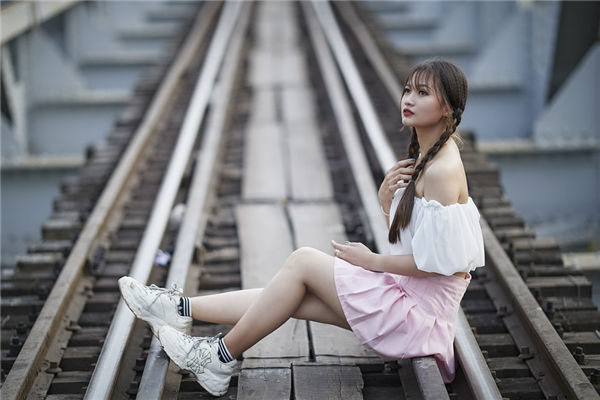 夢到女朋友的閨蜜預兆了什麼嗎_周公解夢