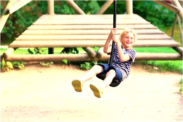 夢見老公背著孩子在沙漠裡走是什麼預兆_周公解夢官網