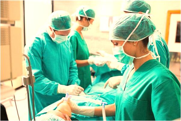 夢見穿一雙破布鞋爬山坡有何寓意_周公解夢官網