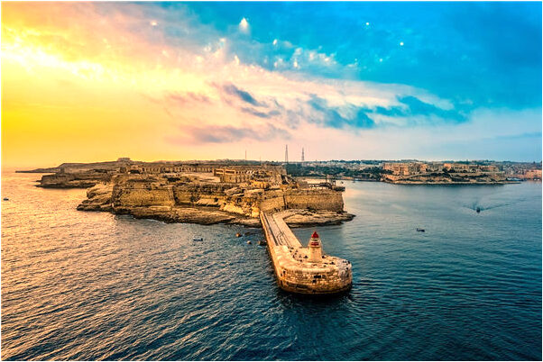 夢到自己錢包里的錢被偷怎么回事_周公解夢官網