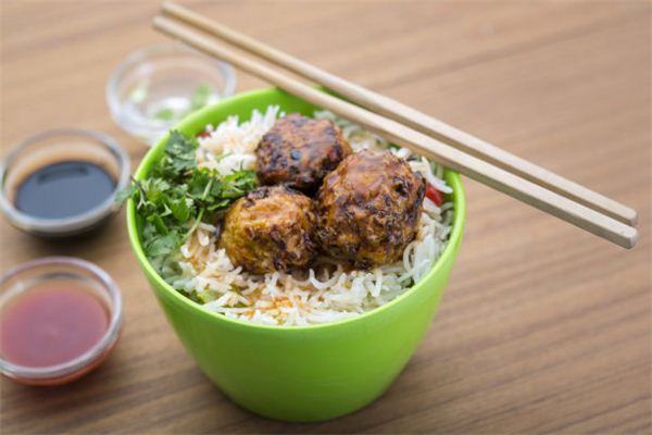 夢見飯碗是什麼意思_周公解夢