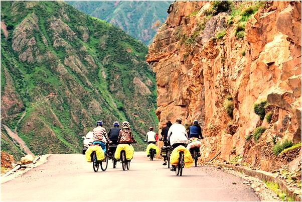 夢到穿紫色衣服啥意思_周公解夢官網