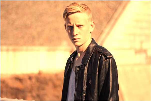 夢到了與美女唱歌代表著什麼_周公解夢官網