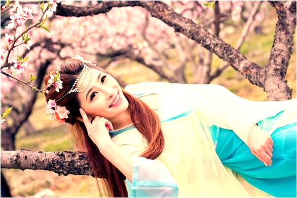 夢到了很多朋友在自己家喝酒代表著什麼_周公解夢官網