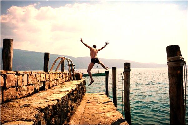 夢見男朋友和一個女人在一起有什麼意思嗎_周公解夢官網