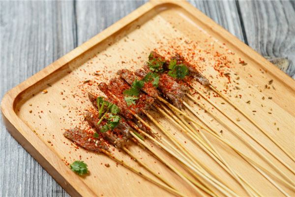 夢見吃羊肉_周公解夢