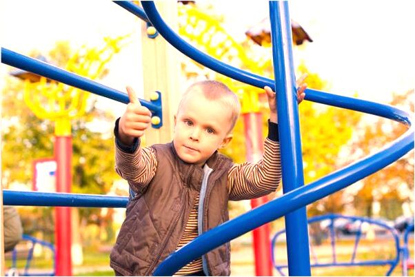 夢到了賣衣服掙了很多錢有什麼預示嗎_周公解夢官網