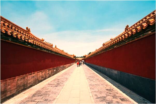 夢見和死去的人一起小便怎么樣_周公解夢官網