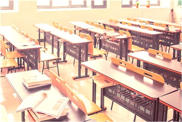 夢到了挖坑埋人兒有什麼預示嗎_周公解夢官網