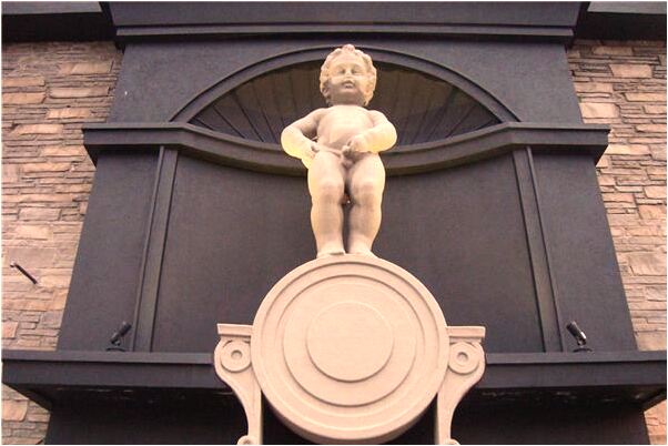 夢到了有條溝擋住去路怎么說_周公解夢官網