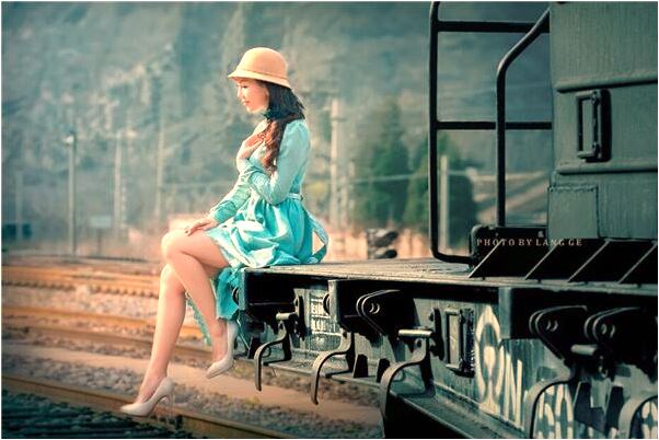 夢到了在水裡捉了一條魚是什麼兆頭_周公解夢官網