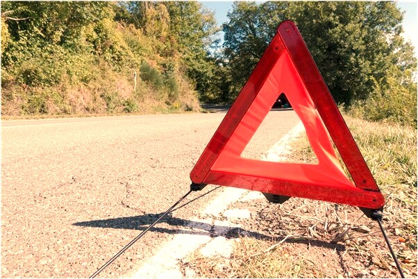 夢見房頂塌但沒露天是好的徵兆嗎_周公解夢官網