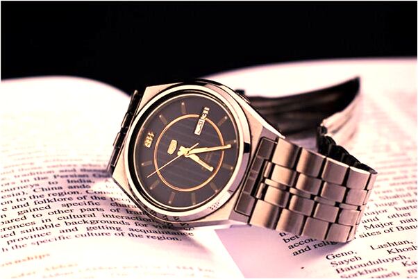 夢到牛拉了我滿身的屎有什麼寓意嗎_周公解夢官網