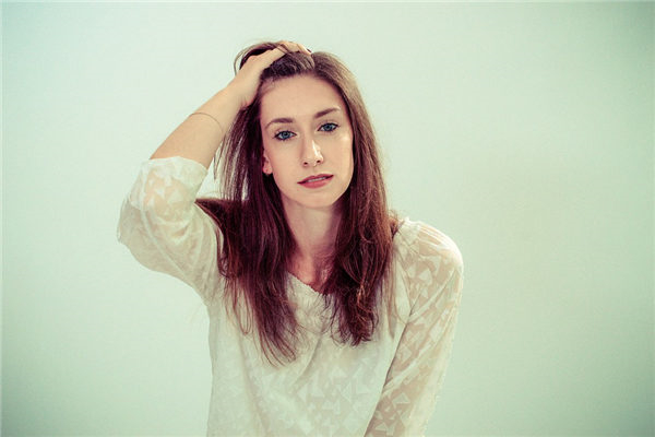 夢見同學的老婆有什麼寓意嗎？_周公解夢