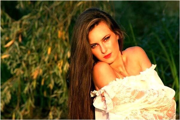 夢到被車軋在下面是什麼預兆？_周公解夢官網