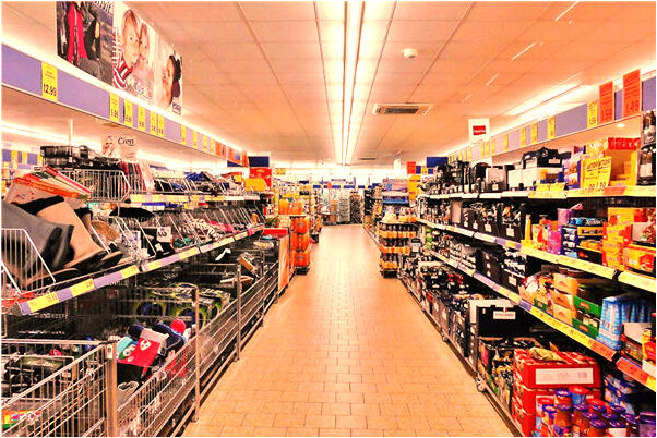 夢到了自己掉在水裡意味著什麼_周公解夢官網