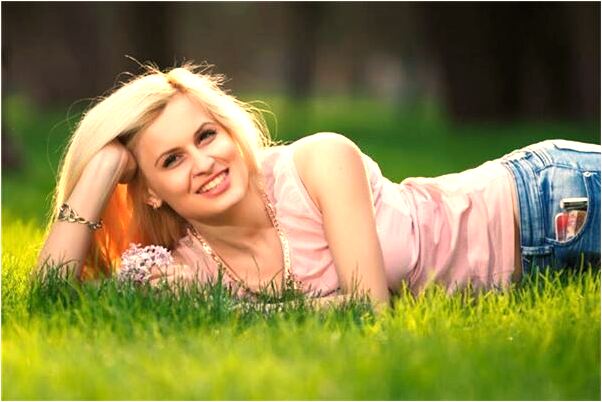 夢到了自己光著身到處跑是什麼預兆_周公解夢官網