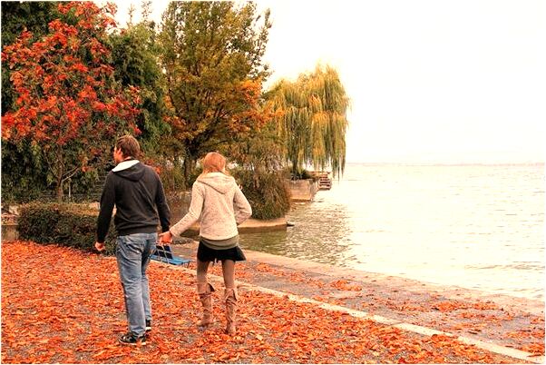 夢到從後面擁抱是什麼意思_周公解夢官網