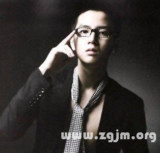 讓12星座男人不再受夾板氣的辦法_十二星座