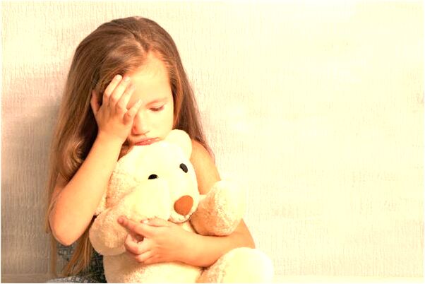 夢到了耳朵被親人打出血有什麼預兆_周公解夢官網