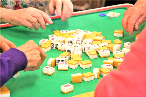 夢見從很高的地方墜地有什麼含義_周公解夢官網