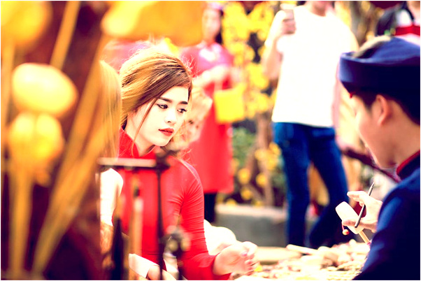 夢到買麻醬花捲是啥預兆_周公解夢官網