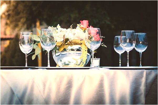 夢見樹上開滿鮮花意味什麼_周公解夢官網