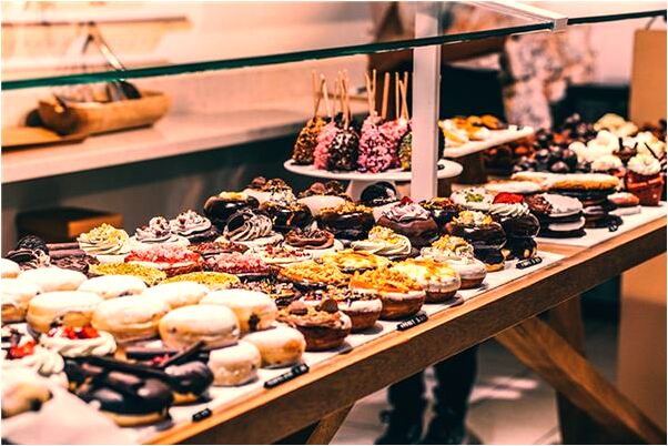 夢見和以前的同事爭執是什麼預兆_周公解夢官網