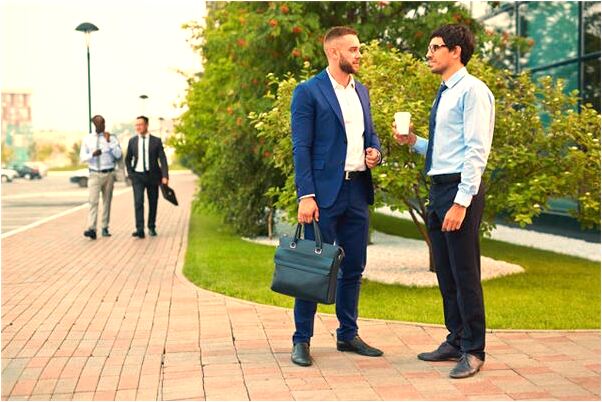 夢到了自己把蛇頭咬下有什麼預兆_周公解夢官網