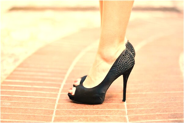 夢見大河流水自已在裡邊是什麼預兆_周公解夢官網