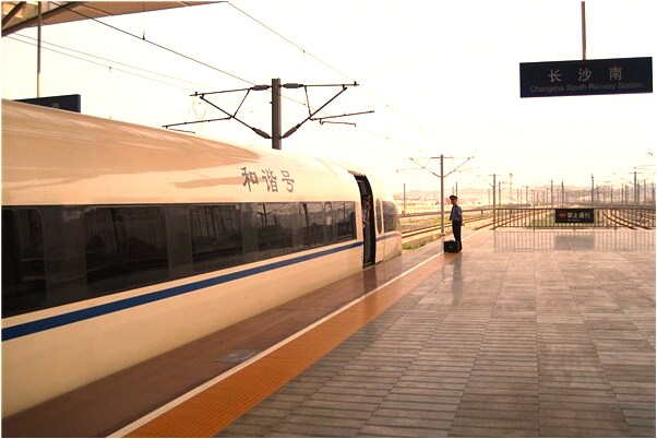 夢見自己女相會是什麼預兆_周公解夢官網