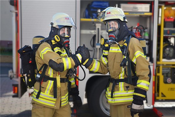 夢見老同志啥意思_周公解夢