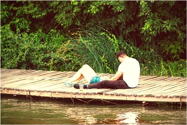 夢見前妻掉水裡是什麼意思_周公解夢官網