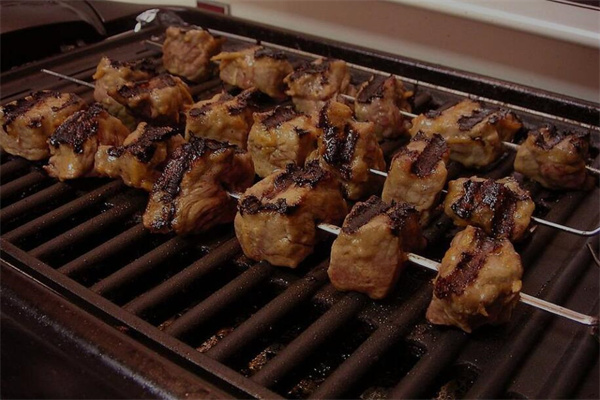 夢到烤肉串預示什麼_周公解夢