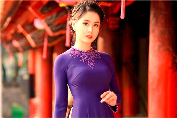 夢到殭屍翻窗進屋伸手想掐我有何寓意_周公解夢官網