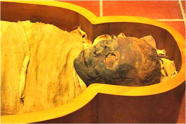 夢到了妻子抱著女兒到大舅哥家是凶兆還是吉兆_周公解夢官網