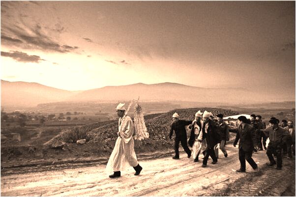 夢見走樓梯摔倒預示什麼_周公解夢官網