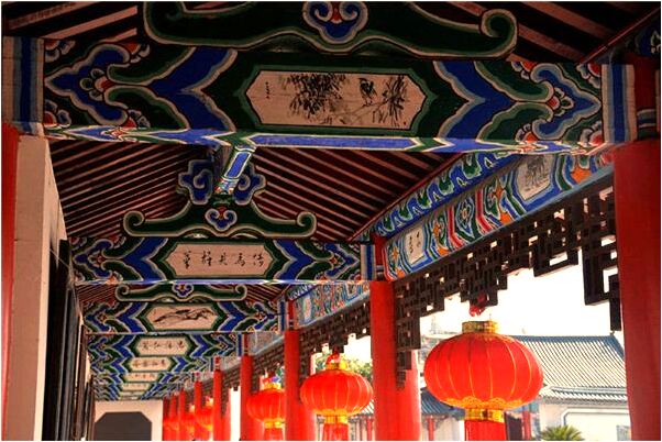 夢到自己的周圍全是水好不好_周公解夢官網