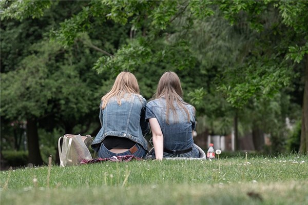 夢到了和死去的人一起是什麼意思_周公解夢